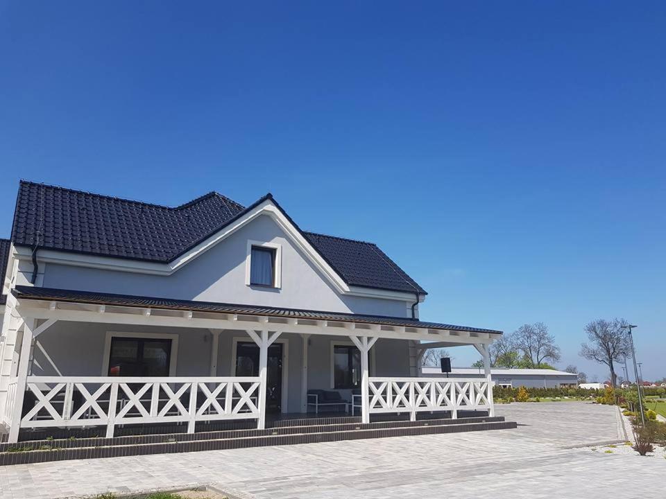 Slonsk Villa Con Amore מראה חיצוני תמונה